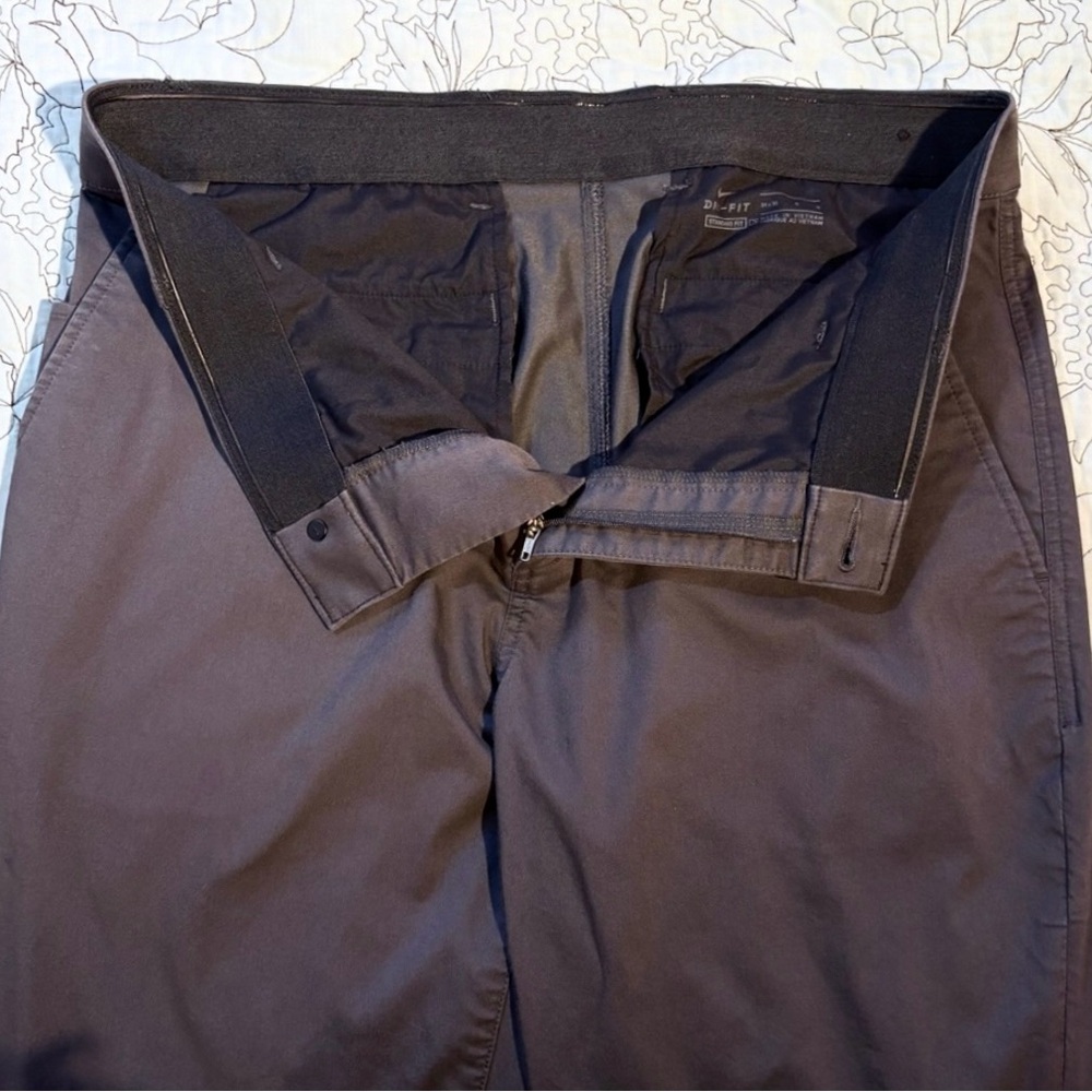 NIKE Dri- Fit Flat Front Classic Pants in Gray Mens Size
34x30💚 - Picture 5 of 13